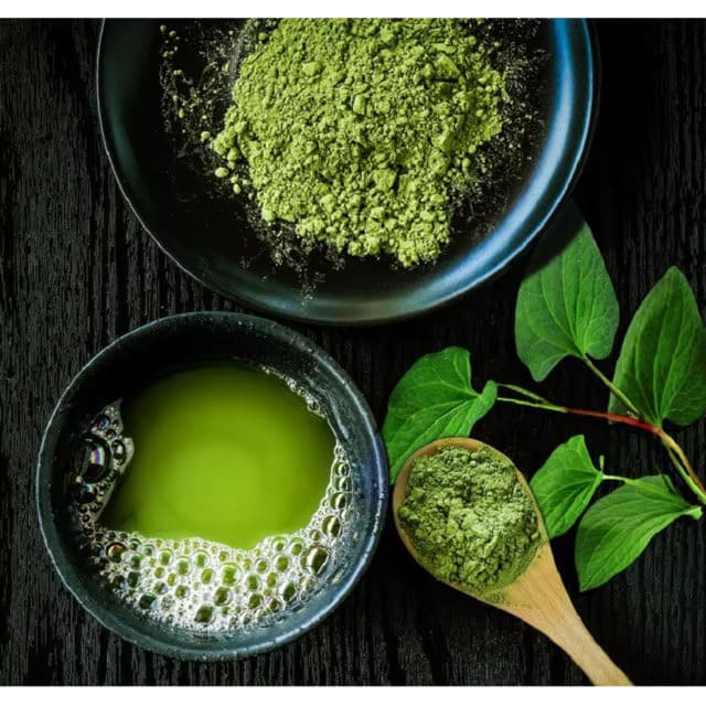 Công dụng bột diếp cá: Bí quyết tự nhiên cho sức khỏe và sắc đẹp